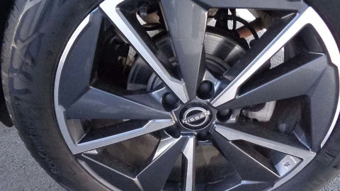 Nissan Qashqai  1.3 DIG-T mHEV 12V Tekna 4x2 103kW