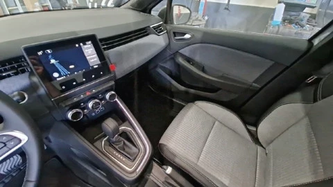 Renault Clio Techno full hybrid E-Tech 145 (103Kw)