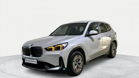BMW iX1 xDrive30