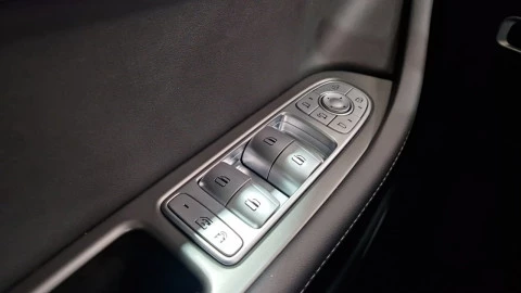 EBRO S700 1.6 TGDI Luxury 7 DCT