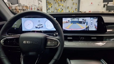 EBRO S700 1.6 TGDI Luxury 7 DCT