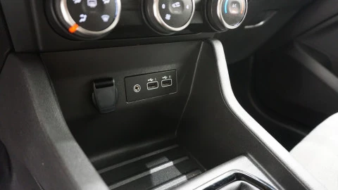 Renault Clio Evolution TCe 90 (67kw)
