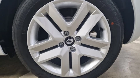 Renault Clio Evolution full hybrid E-Tech 145 (103Kw)