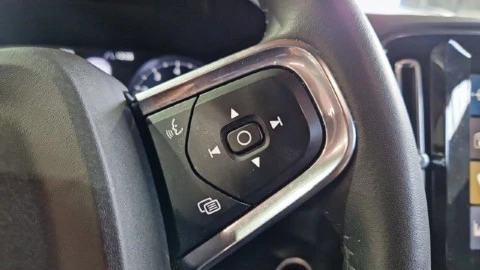 Volvo XC40 1.5 T2 Momentum Auto