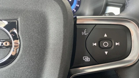 Volvo XC40 2.0 B3 G Core Auto