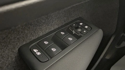 Volvo XC40 2.0 B3 G Core Auto