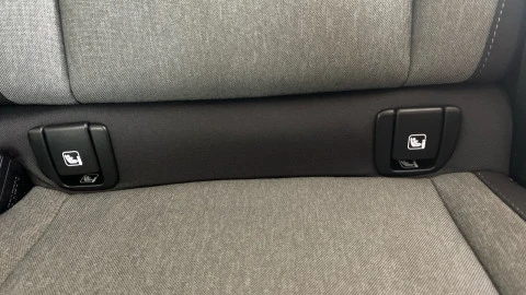 Volvo XC40 2.0 B3 G Core Auto