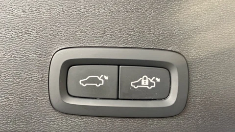 Volvo XC40 2.0 B3 G Core Auto