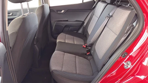 Kia Stonic  1.0 MHEV Concept 115