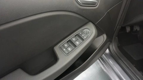 Renault Clio Evolution TCe 90 (67kw)