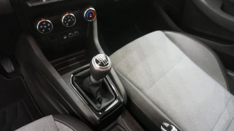 Renault Clio Evolution TCe 90 (67kw)