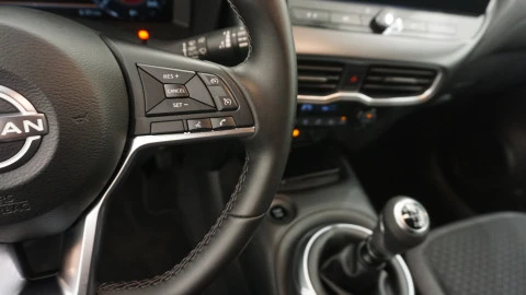 Nissan Juke JUKE 1.0 DIG-T 84KW N-CONNECTA 114 5P