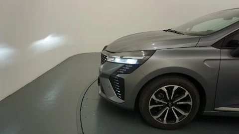 Renault Clio Techno TCe 90 (67kw)