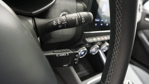 Renault Clio Techno TCe 90 (67kw)