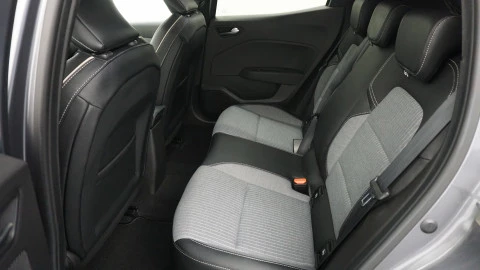 Renault Clio Techno TCe 90 (67kw)