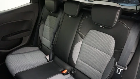 Renault Clio Techno TCe 90 (67kw)