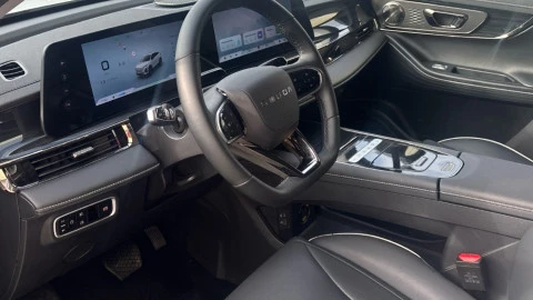 Omoda C5 2WD Premium