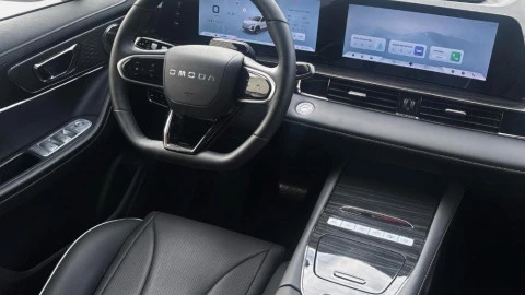 Omoda C5 2WD Premium