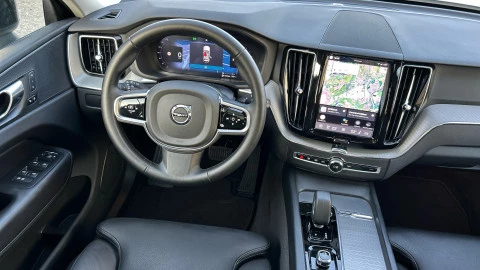 Volvo XC60 2.0 T6 AWD Recharge Plus Dark Auto