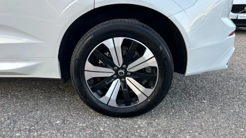 Volvo XC60 2.0 T6 AWD Recharge Plus Dark Auto