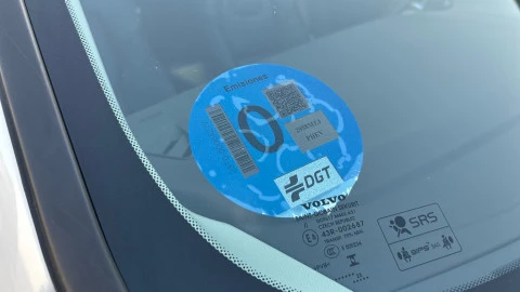 Volvo XC60 2.0 T6 AWD Recharge Plus Dark Auto