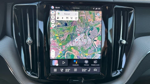 Volvo XC60 2.0 T6 AWD Recharge Plus Dark Auto