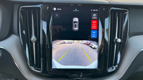 Volvo XC60 2.0 T6 AWD Recharge Plus Dark Auto