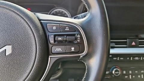 Kia Niro 1.6 GDi HEV 104kW (141CV) Drive