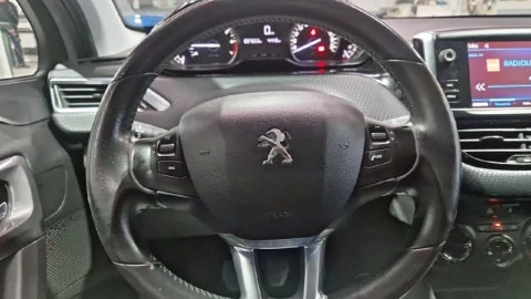 Peugeot 2008 TODOTERRENO 1.2 PURETECH 60KW STYLE 82 5P