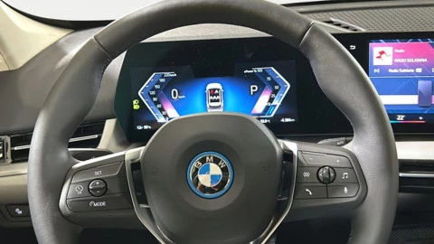 BMW iX1 xDrive30