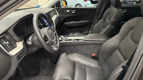 Volvo XC60 T6 Recharge Plus Dark AWD Auto 257 kW (350 CV)