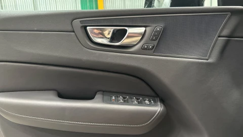 Volvo XC60 T6 Recharge Plus Dark AWD Auto 257 kW (350 CV)