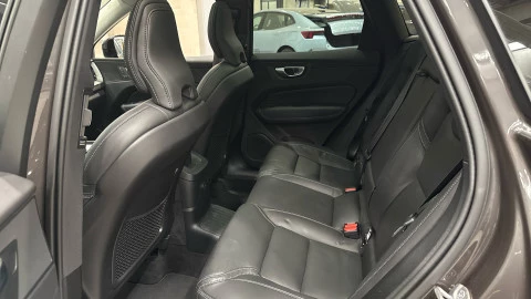 Volvo XC60 T6 Recharge Plus Dark AWD Auto 257 kW (350 CV)