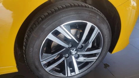 Peugeot 208 PureTech 73kW (100CV) Allure