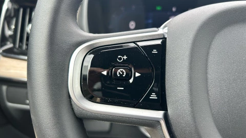 Volvo XC90 2.0 B5 Gasolina AWD Plus Bright Auto