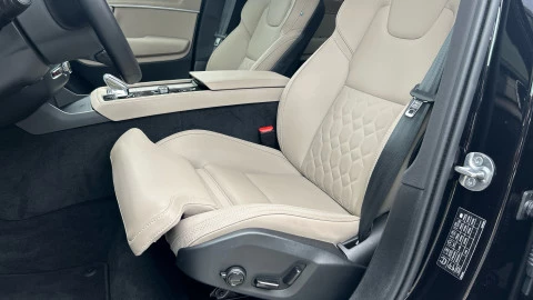 Volvo XC90 2.0 B5 Gasolina AWD Plus Bright Auto