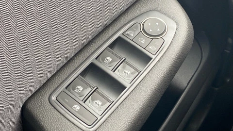 Renault Clio Techno E-Tech full hybrid 145 (103kw)