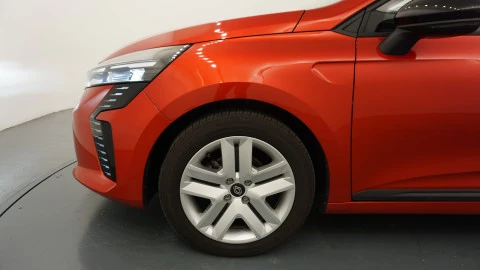 Renault Clio Evolution TCe 90 (67kw)