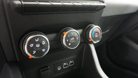 Renault Clio Evolution TCe 90 (67kw)