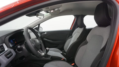 Renault Clio Evolution TCe 90 (67kw)