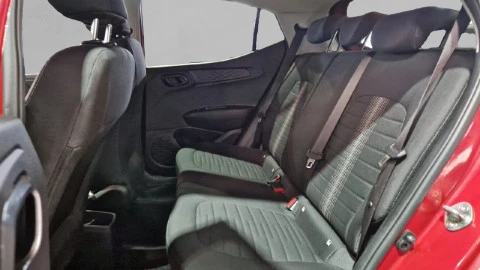 Hyundai i10 1.0 Tecno