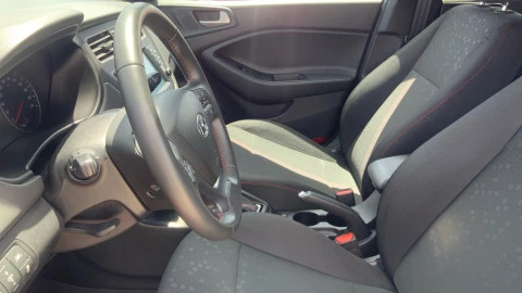 Hyundai i20 1.0 TGDI 74kW (100CV) Tecno LE DT 2C