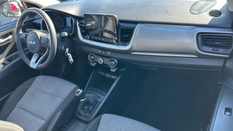 Kia Stonic 1.2 DPi 62kW (84CV) Concept