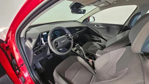Kia Niro 1.6 GDi HEV 102kW (139CV) Concept