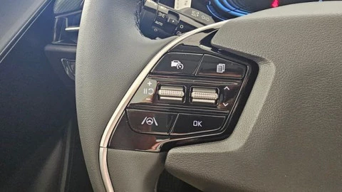 Kia Niro 1.6 GDi HEV 102kW (139CV) Concept
