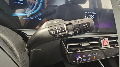 Kia Niro 1.6 GDi HEV 102kW (139CV) Concept