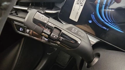 Kia Niro 1.6 GDi HEV 102kW (139CV) Concept