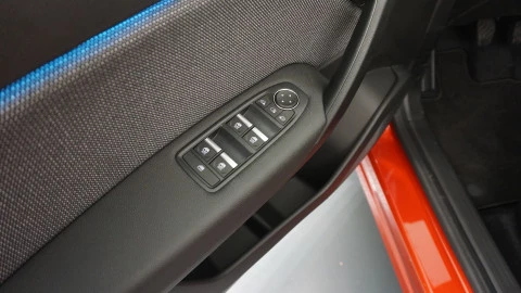 Renault Captur techno Eco-G 100cv (74 kW)