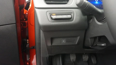 Renault Captur techno Eco-G 100cv (74 kW)