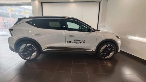 Renault Scenic E-Tech Iconic 160 kW (220CV) gran autonomía
